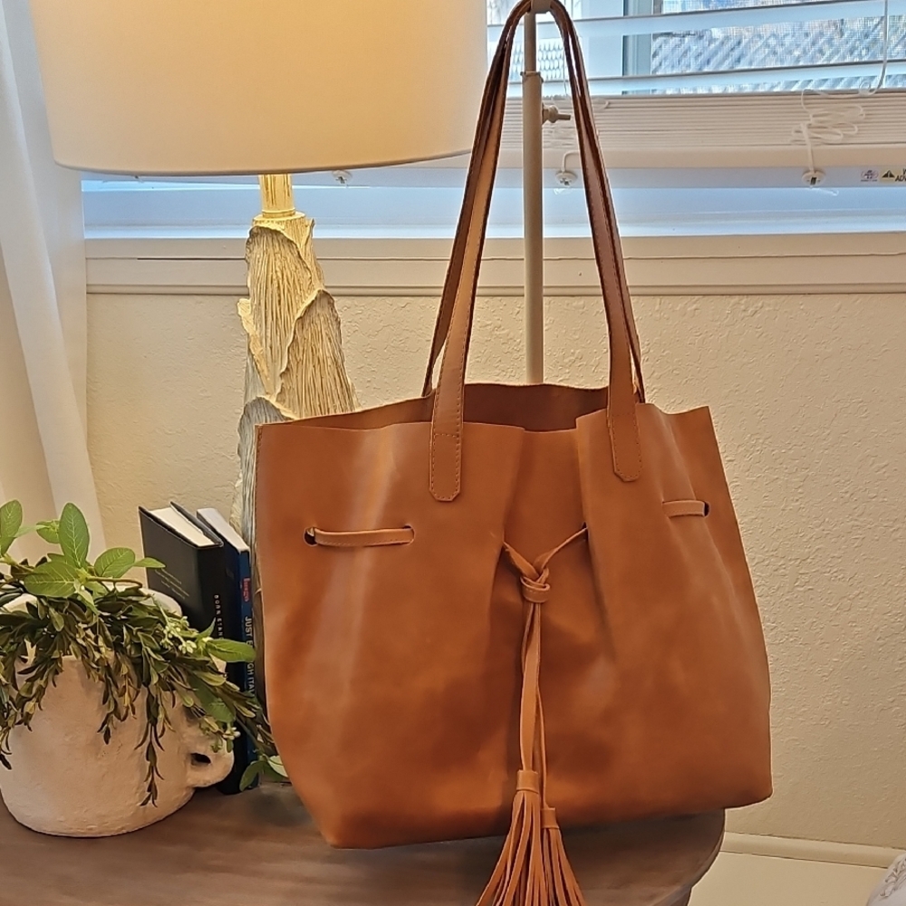 ABLE Elegant Tan Leather Tote Bag